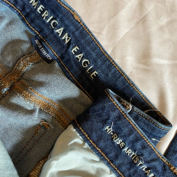 American Eagle Hi-Rise Artist Flare - Picture 3 of 4